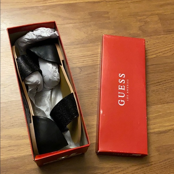 Guess sandals - Picture 2 of 5